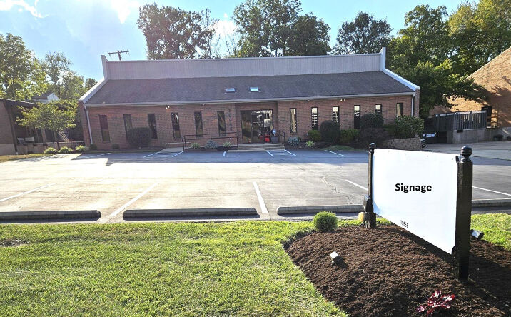 Pictures of Office property located at 10855 Indeco Dr, Blue Ash, OH 45241 for sales - image #1