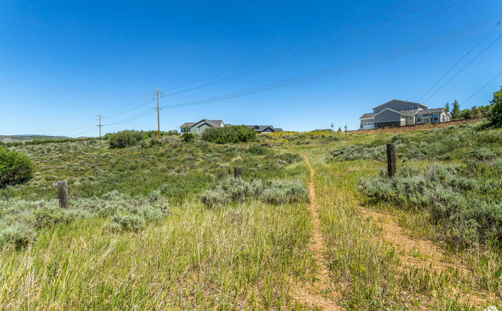 Pictures of Land property located at 3811 E Beaux Ct, Park City, UT 84060 for sales - image #1