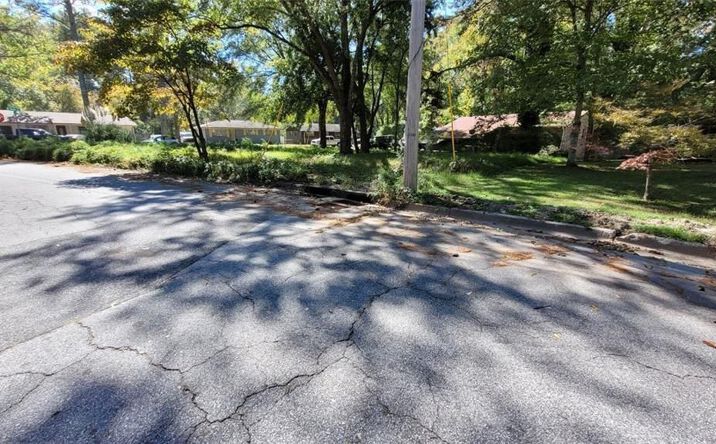 Pictures of Land property located at 0 Besto Dr NW, Atlanta, GA 30318 for sales - image #1