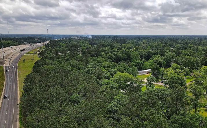 Pictures of Land property located at tbd Ih-10, Vidor, TX 77662 for sales - image #1
