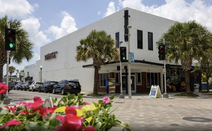 Pictures of Office, Retail property located at 326 N Chaparral St, Corpus Christi, TX 78401 for sales - image #1