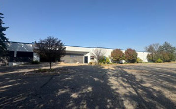 Pictures of Industrial property located at 1200 Lakeview Dr, Chaska, MN 55318 for sales - image #1