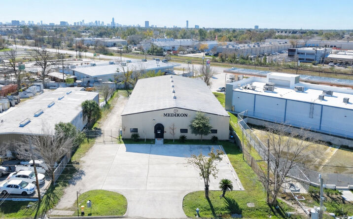 Pictures of Industrial property located at 6001 Centralcrest St, Houston, TX 77092 for sales - image #1