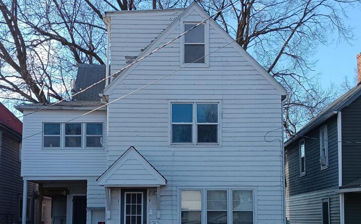 Pictures of Multifamily property located at 147 N Ward Street, Ottumwa, IA 52501 for sales - image #1