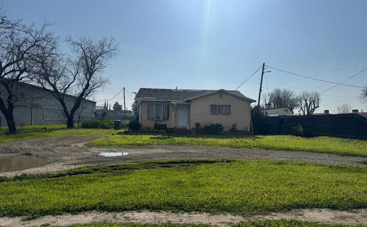 Pictures of Special Purpose property located at 1731 E Pacheco Boulevard, Los Banos, CA 93635 for sales - image #1