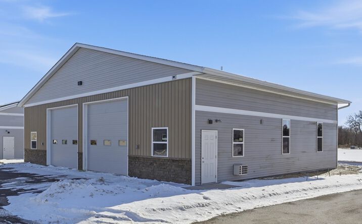 Pictures of Industrial, Land, Retail, Office property located at 6580 Lake Rd, Windsor, WI 53598 for sales - image #1