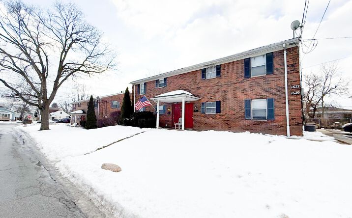 Pictures of Multifamily property located at 565 Ryan Avenue, Columbus, OH 43223 for sales - image #1