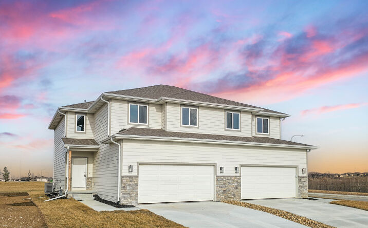 Pictures of Multifamily property located at 12002 Edgewater Dr, Papillion, NE 68046 for sales - image #1
