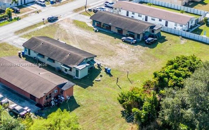 Pictures of Multifamily property located at 5701 SW 27th St, West Park, FL 33023 for sales - image #1