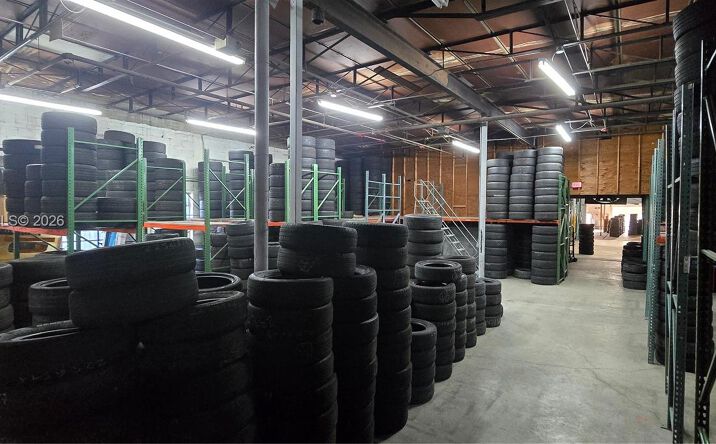 Pictures of Business for Sale, Retail, Industrial property located at 0000 NW 00th Ct, Hialeah, FL 33142 for sales - image #1