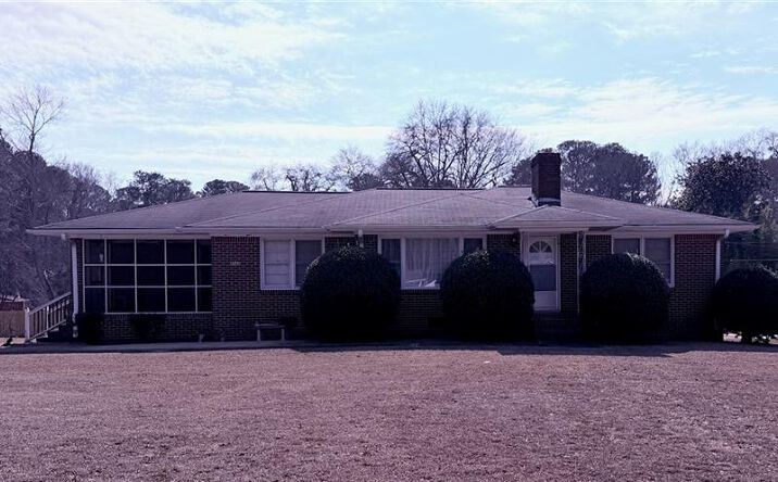 Pictures of Mixed Use, Office, Retail property located at 4568 Austell Powder Springs Road, Austell, GA 30106 for sales - image #1