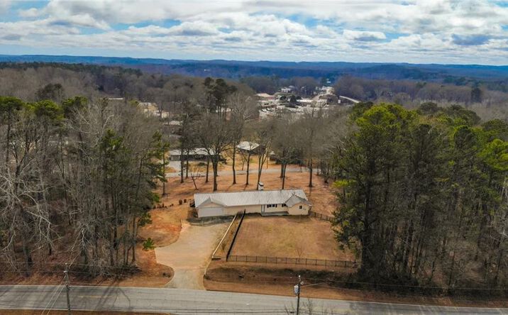 Pictures of Office property located at 277 Oak Street, Hiram, GA 30141 for sales - image #1
