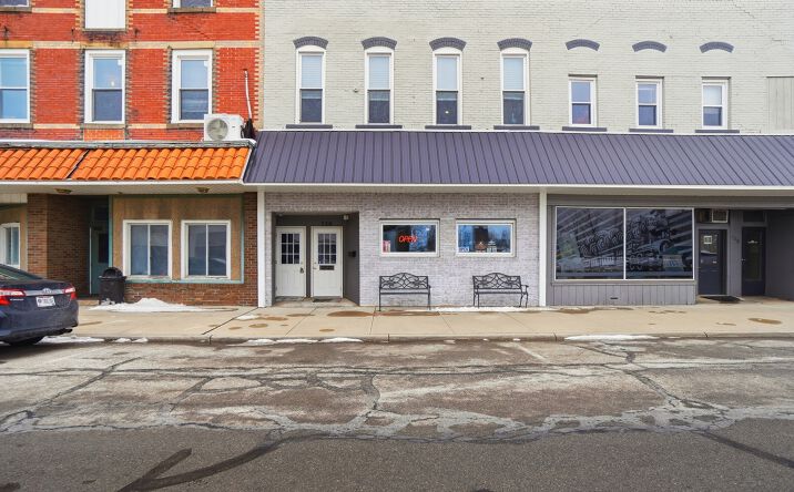 Pictures of Hospitality, Office, Retail property located at 110 W Main St, Deshler, OH 43516 for sales - image #1