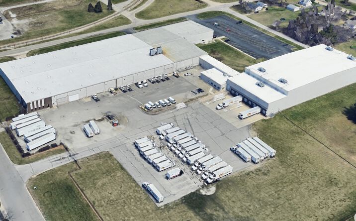 Pictures of Industrial property located at 1840 Commerce Dr, South Bend, IN 46628 for sales - image #1