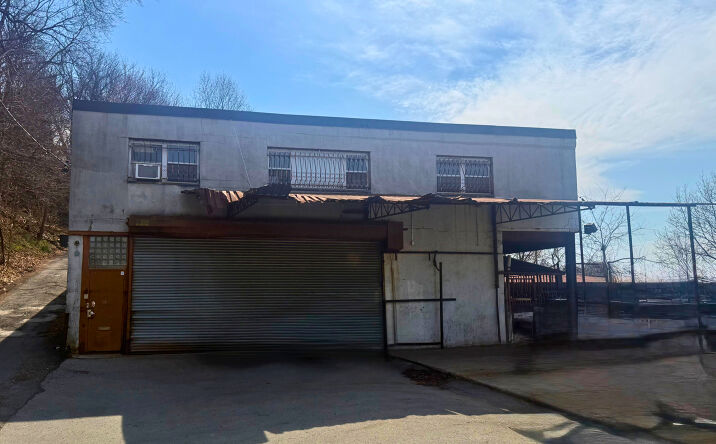 Pictures of Industrial property located at 229 S Waverly St, Yonkers, NY 10701 for sales - image #1
