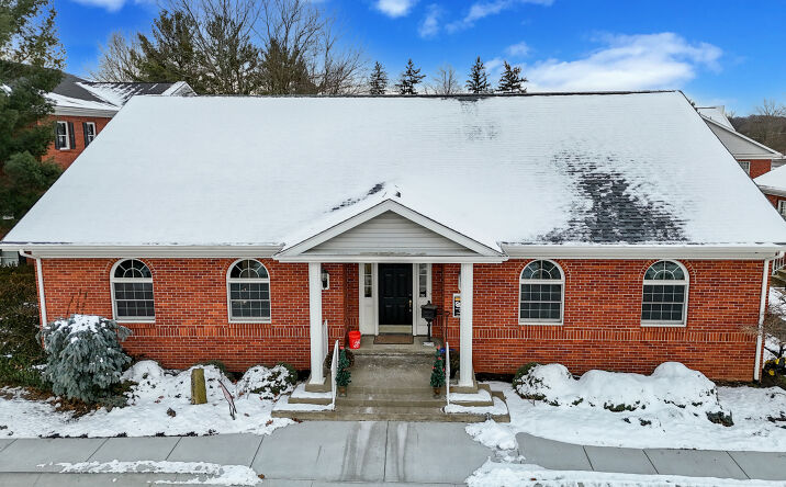 Pictures of Office property located at 312 N Cleveland Massillon Rd, Akron, OH 44333 for sales - image #1