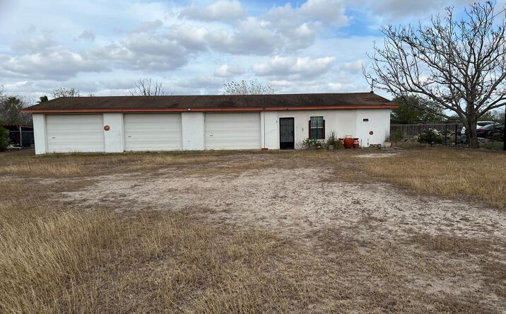 Pictures of Industrial property located at 6526 Us Highway 281, Brownsville, TX 78520 for sales - image #1