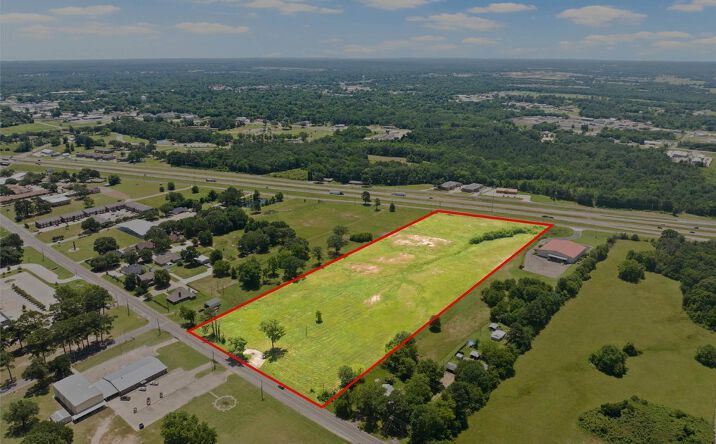 Pictures of Land property located at 13 AC W Interstate 30 Service Road, Mount Pleasant, TX 75455 for sales - image #1