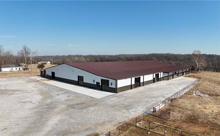 Pictures of Land property located at . NE Douglas Cemetery Rd, Highfill, AR 72734 for sales - image #1