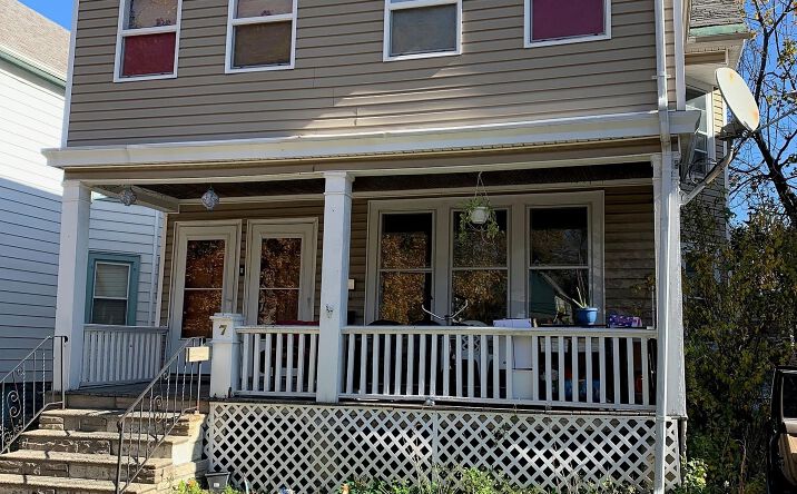 Pictures of Mixed Use property located at 7 Gray, Poughkeepsie, NY 12603 for sales - image #1