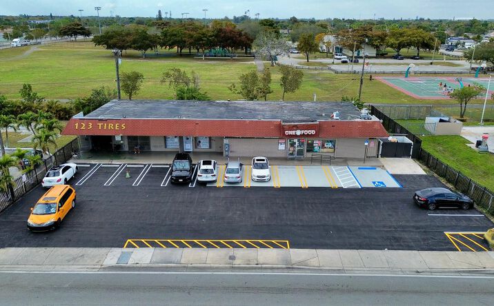Pictures of Retail property located at 3251 NW 183rd St, Miami Gardens, FL 33056 for sales - image #1