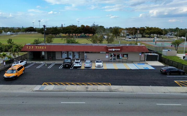 Pictures of Retail property located at 3251 NW 183rd St, Miami Gardens, FL 33056 for sales - image #1
