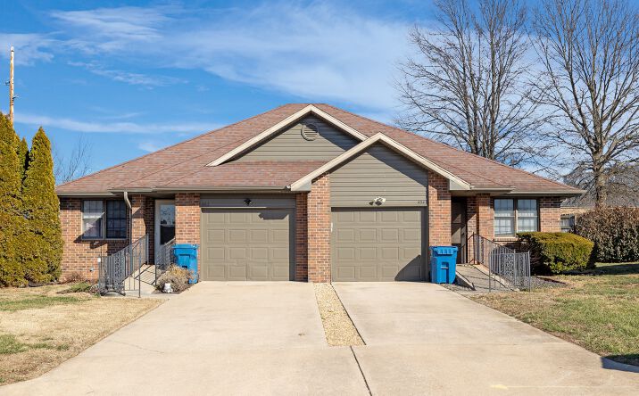 Pictures of Multifamily property located at 418 Mockingbird Lane, Nixa, MO 65714 for sales - image #1
