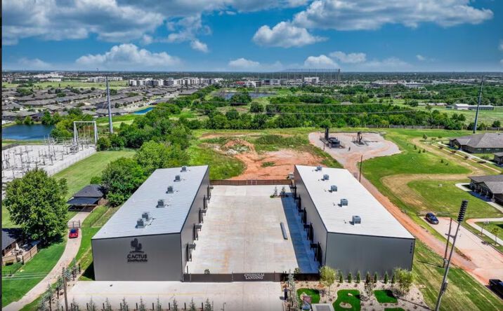 Pictures of Office, Industrial property located at 1229 NW 122nd St, Oklahoma City, OK 73114 for sales - image #1