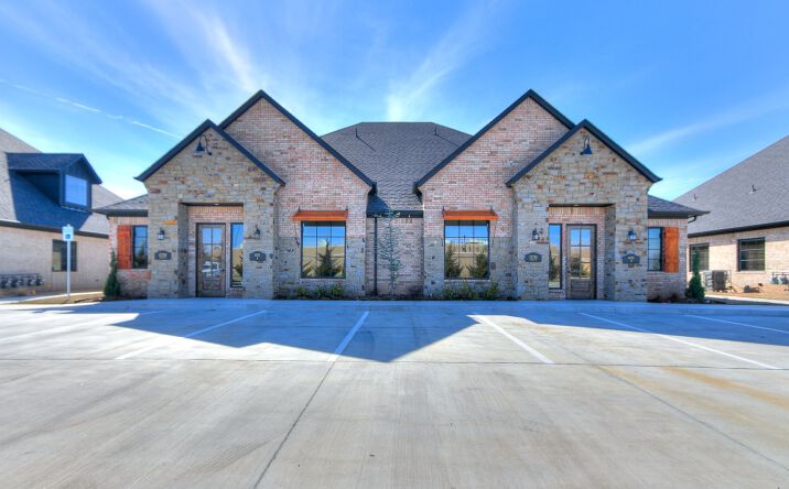 Pictures of Office property located at 13709 S Santa Fe Ave, Oklahoma City, OK 73170 for sales - image #1