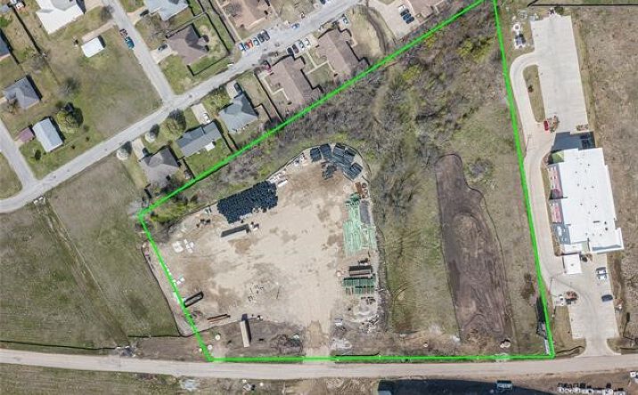Pictures of Land property located at 1007 N Service Road, Calera, OK 74730 for sales - image #1