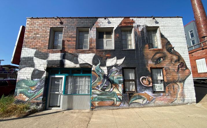 Pictures of Retail, Office, Special Purpose property located at 653 White Street, Dubuque, IA 52001 for sales - image #1