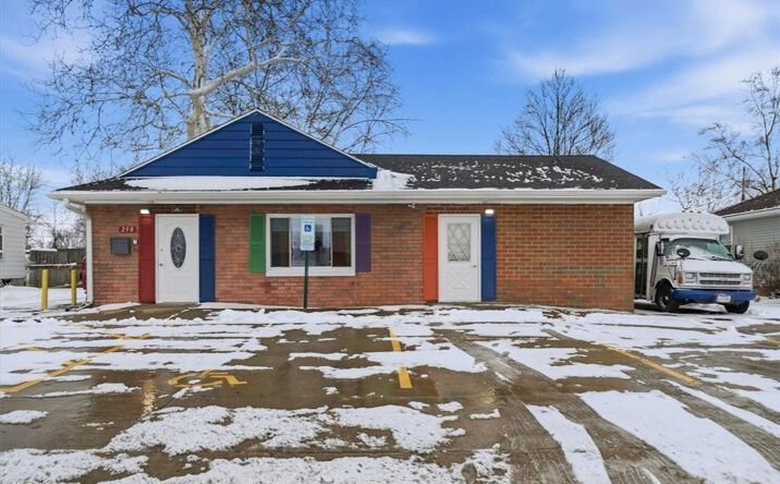 Pictures of Special Purpose property located at 250 Winckles Street, Elyria, OH 44035 for sales - image #1