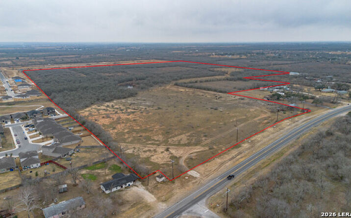 Pictures of Land property located at 15480 Fm 725, Seguin, TX 78155 for sales - image #1