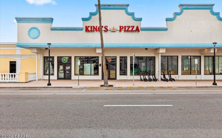 Pictures of Business for Sale, Retail, Hospitality property located at 615 Seabreeze Boulevard, Daytona Beach, FL 32118 for sales - image #1