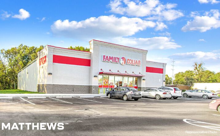 Pictures of Retail property located at 802 4th St SW, Stanley, ND 58784 for sales - image #1