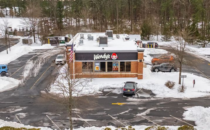 Pictures of Retail property located at 450 Lacey Rd, Manchester Township, NJ 08759 for sales - image #1