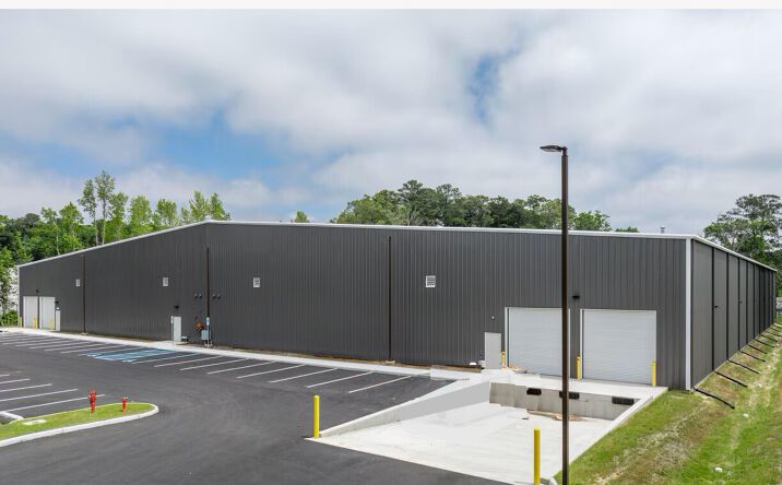 Pictures of Industrial property located at 324 E St, Hampton, VA 23661 for sales - image #1