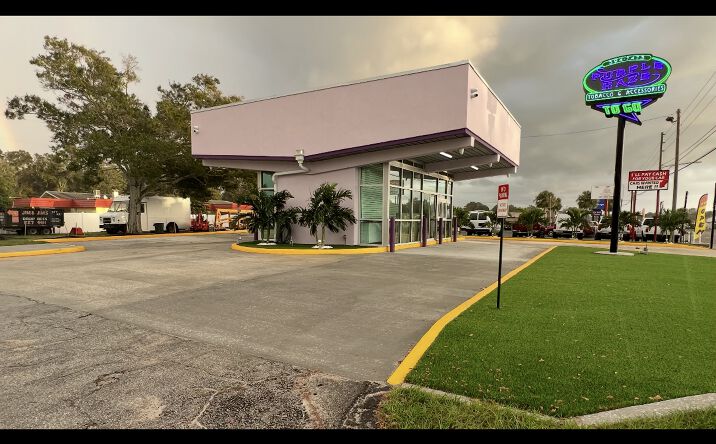 Pictures of Retail property located at 4595 49th Street N, St. Petersburg, FL 33709 for sales - image #1