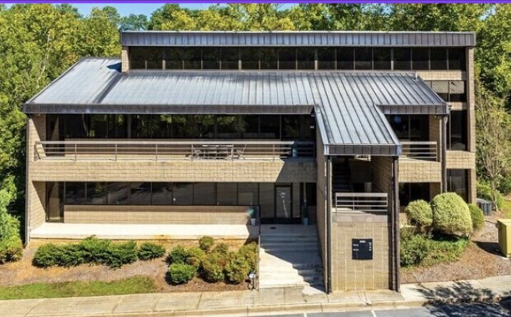 Pictures of Office property located at 3066 Mercer University Dr, Chamblee, GA 30341 for sales - image #1