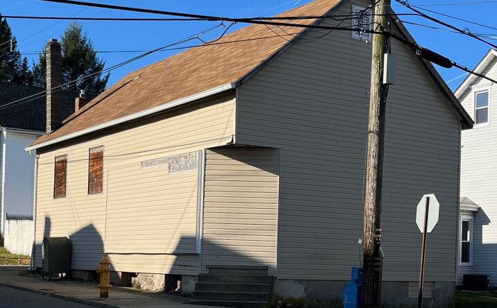 Pictures of Retail property located at 64 Filmore St, Phillipsburg, NJ 08865 for sales - image #1