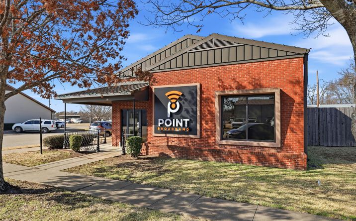 Pictures of Office property located at 203 N 5th St, Wills Point, TX 75169 for sales - image #1