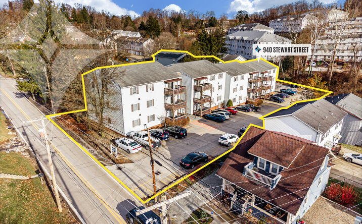Pictures of Multifamily property located at 940 Stewart St, Morgantown, WV 26505 for sales - image #1