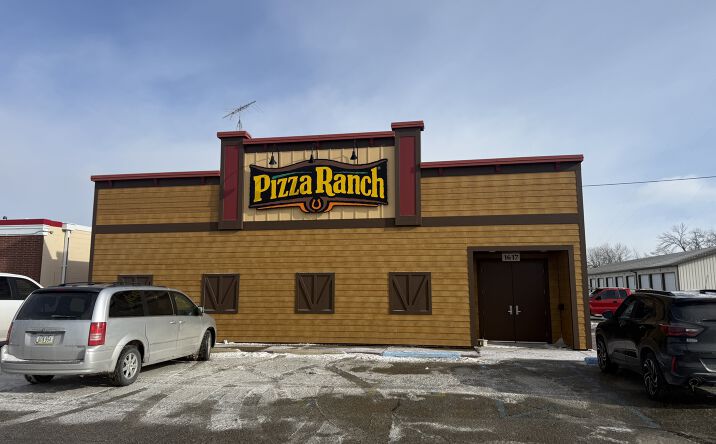 Pictures of Retail property located at 1617 S Monroe Ave, Mason City, IA 50401 for sales - image #1