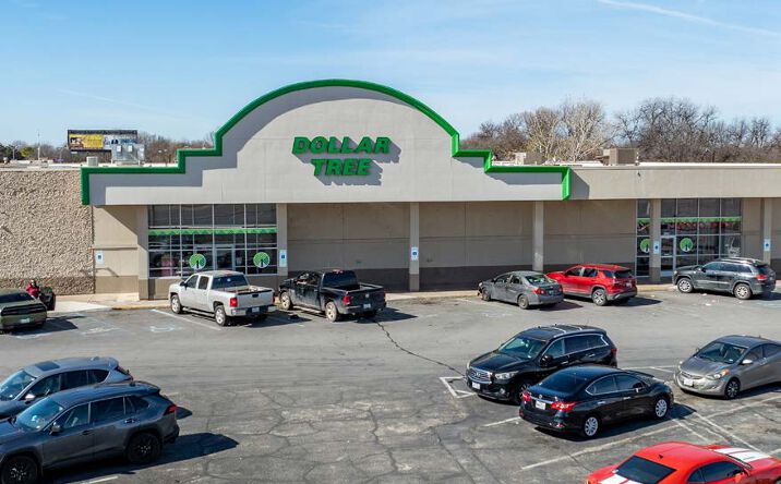 Pictures of Retail property located at 1508 Midwestern Pkwy, Wichita Falls, TX 76302 for sales - image #1