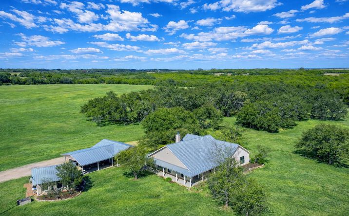 Pictures of Land property located at 926 Co Rd 201, Burnet, TX 78611 for sales - image #1