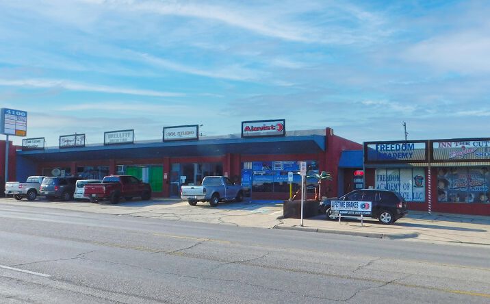 Pictures of Retail property located at 4100 Montana Ave, El Paso, TX 79903 for sales - image #1