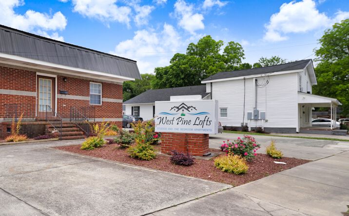 Pictures of Multifamily property located at 306 W Pine St, Goldsboro, NC 27530 for sales - image #1