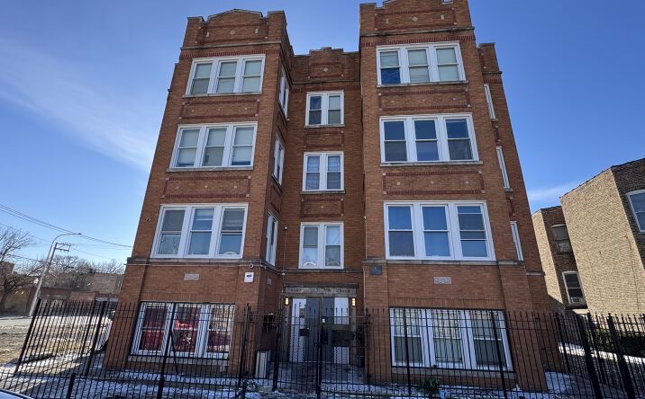 Pictures of Multifamily property located at 4407 W Adams St, Chicago, IL 60624 for sales - image #1