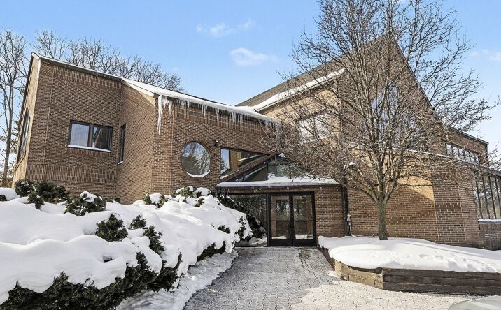 Pictures of Office property located at 411 Huronview Blvd, Ann Arbor, MI 48103 for sales - image #1