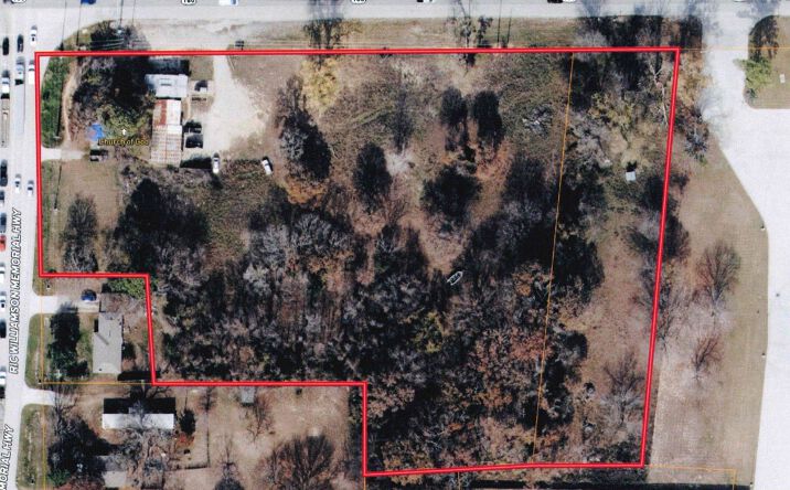 Pictures of Land property located at 2302 Fort Worth Hwy, Weatherford, TX 76087 for sales - image #1